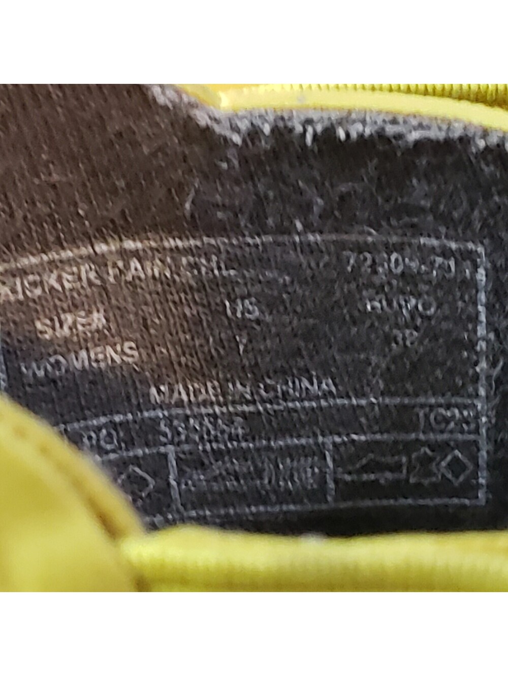 Bogs Chartreuse Chelsea Ankle Rain Boots Slip-On Round Toe Rubber Women’s Size 7 - Picture 9 of 9
